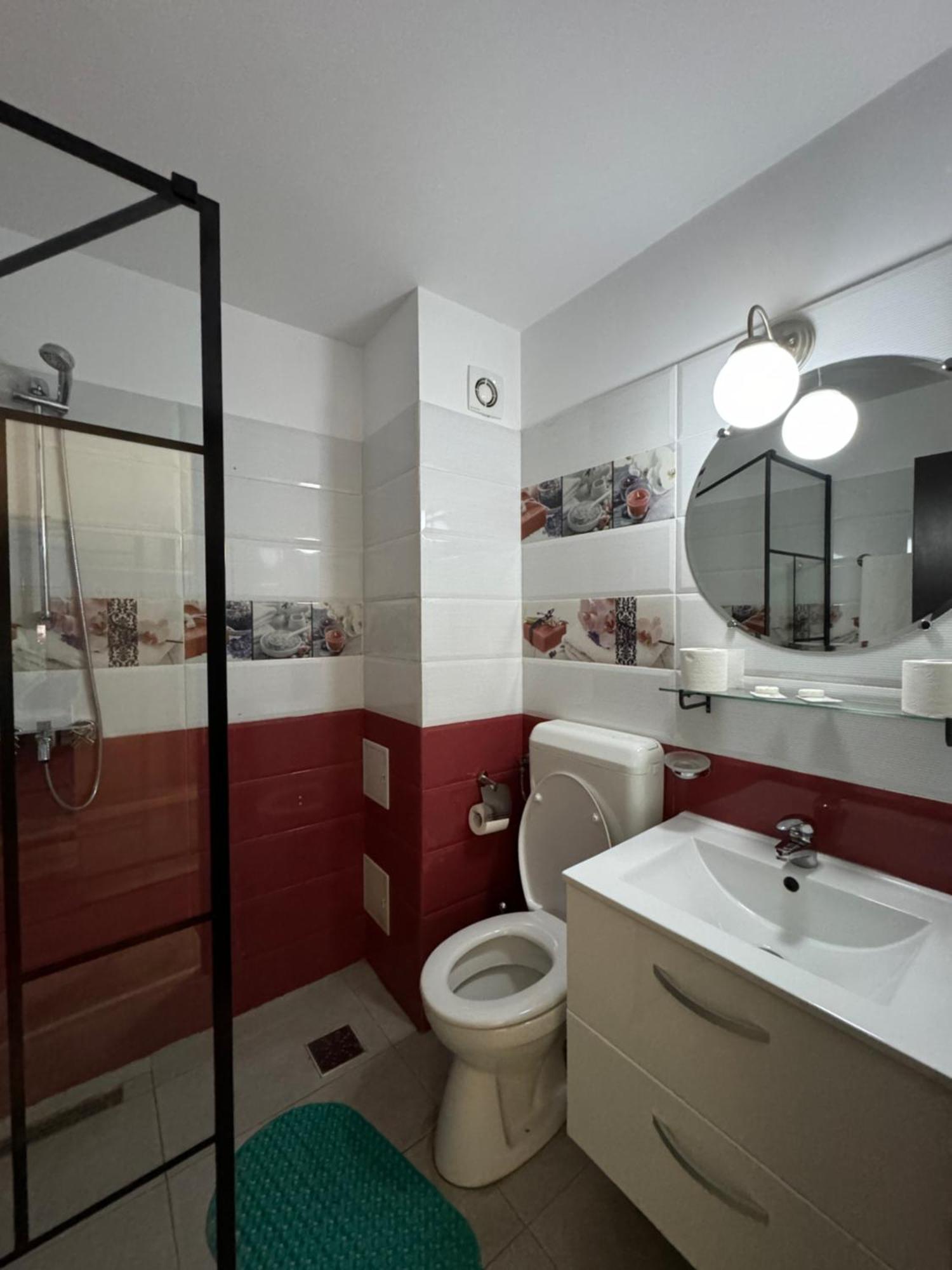 Fast Airport Accomodation 奥托佩尼 外观 照片